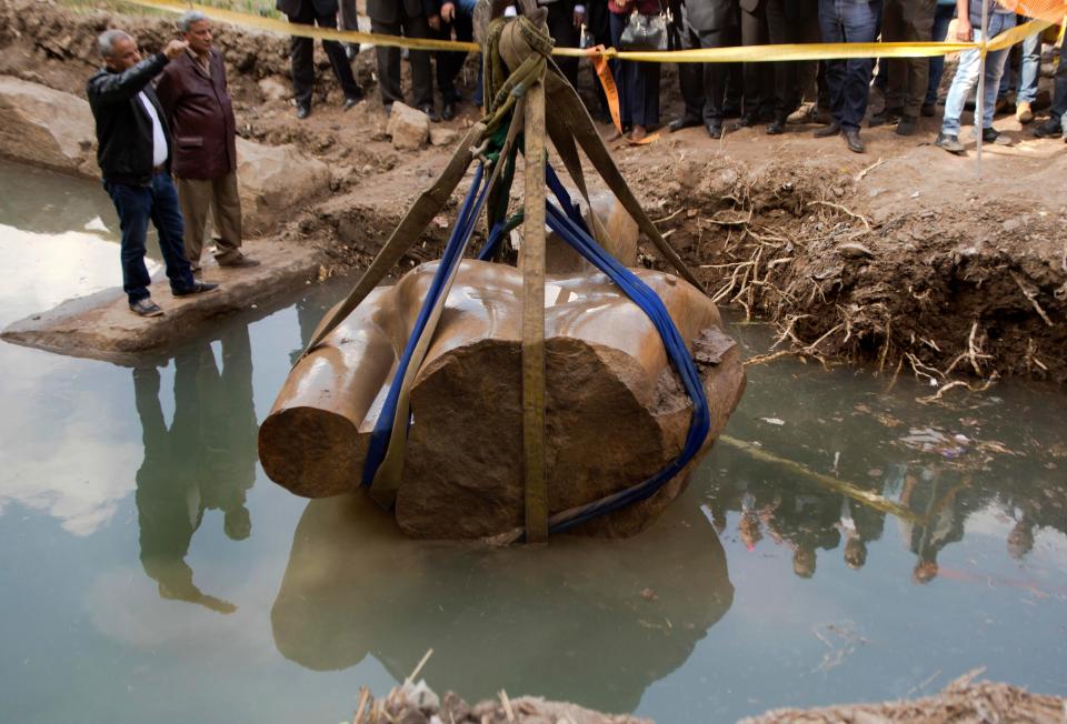 Giant 3,000-Year-Old Statue Of Pharaoh Ramses II Found Buried In A Cairo Slum - Mnews