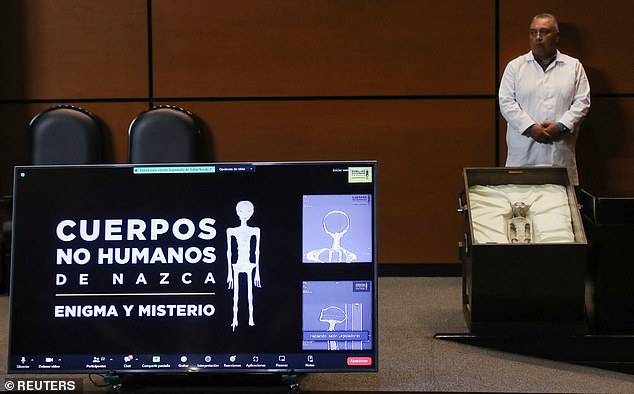 1,000-year-old 'Alien Corpses' Displayed In Glass Cases In Mexico - Mnews