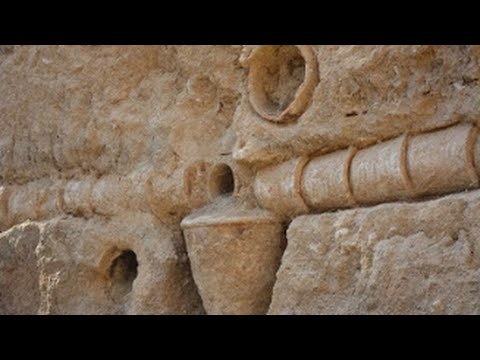 Petra, The City Carved Out Of The Rock - The Ancient Connection