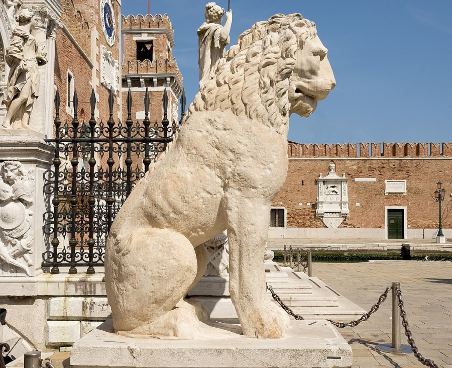 Vikings tagged the great lion in Venice with runes