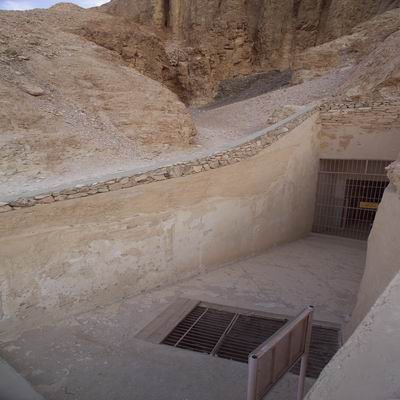 “Egypt, The mummified remains of Queen Hatshepsut wet-nurse Sitre-In