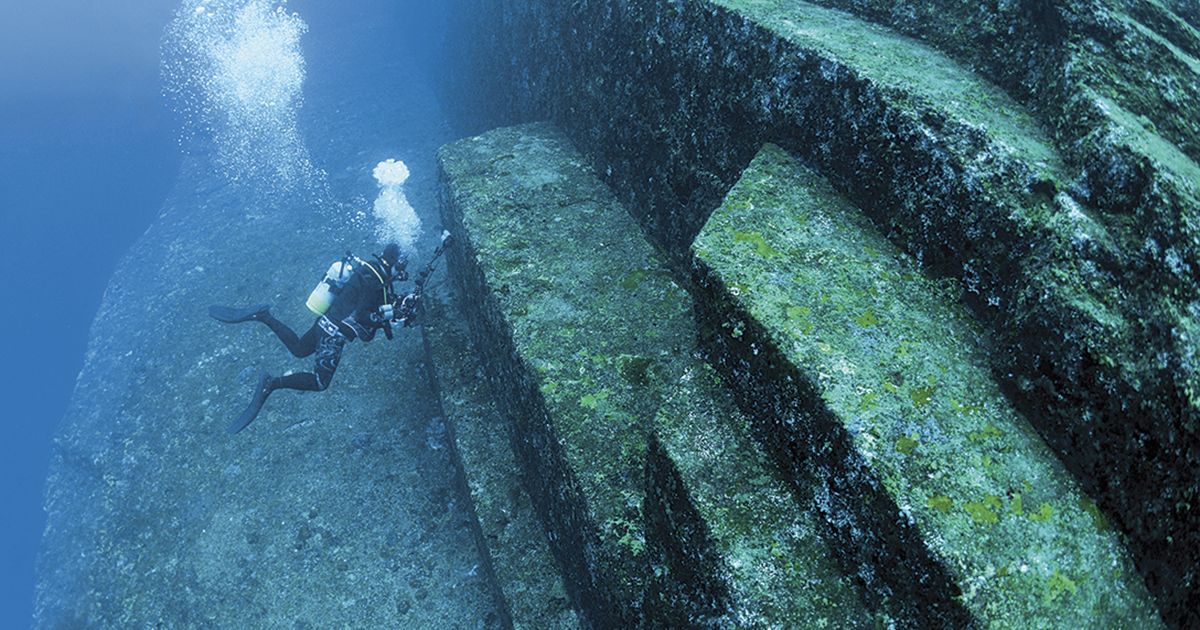 The mystery of the giant 20,000-year-old pyramid at the bottom of the Portuguese sea